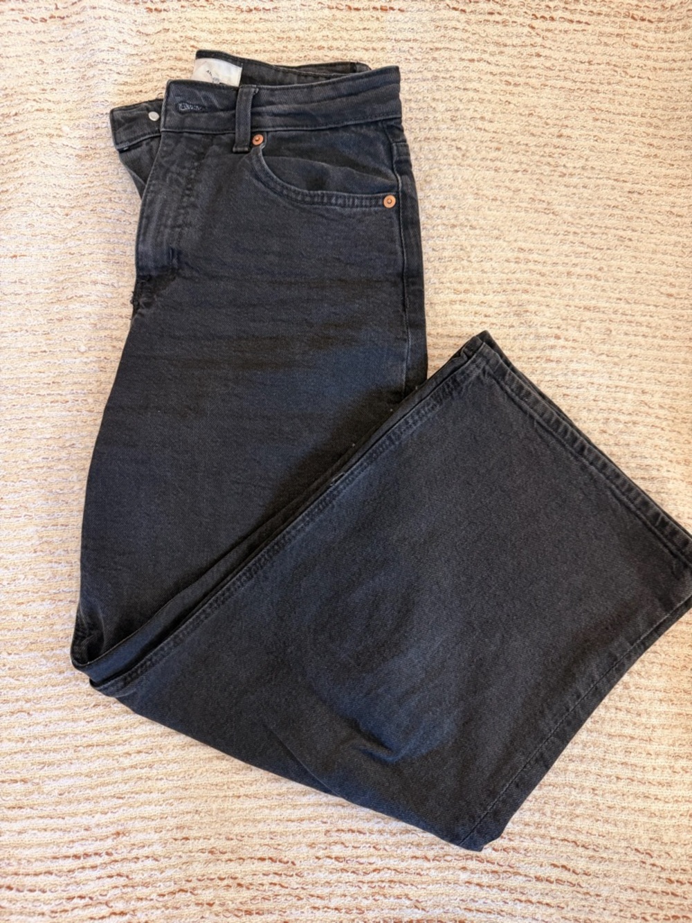 H&M Black Relaxed Jeans